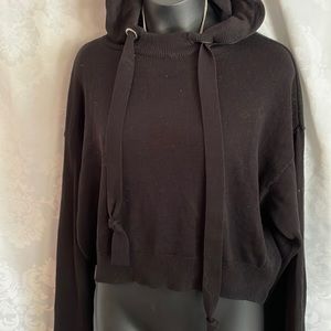 Revamped crop pull over sweater with hood acrylic and viscose blend Sz M